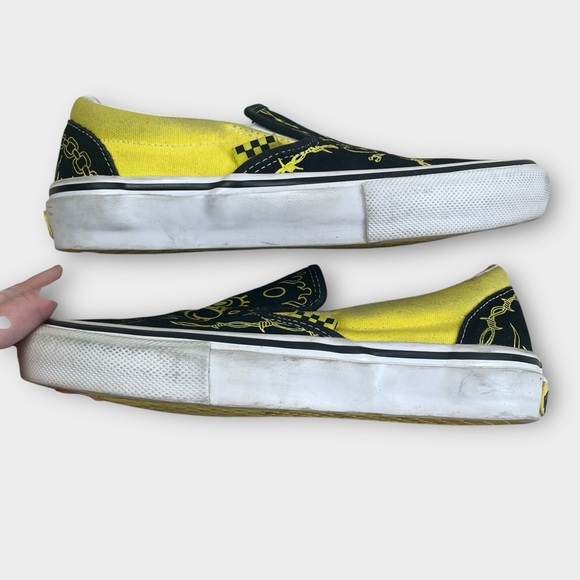 Vans x SpongeBob Slip-On Sneakers Women’s 6 / Men’s 4.5 / Youth 4 - Picture 6 of 9